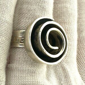 925 Sterling Silver Modern Spiral Statement Ring Size 7